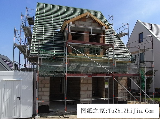 如何選擇坡屋面的結(jié)構(gòu)形式