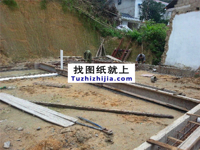 湖南省劉先生自建的雙拼二層帶閣樓全套施工直播。