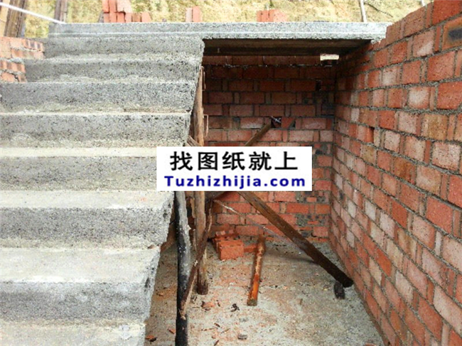 湖南省劉先生自建的雙拼二層帶閣樓全套施工直播。