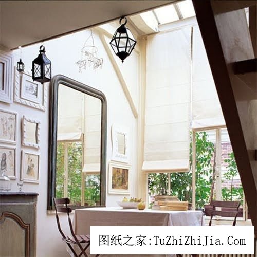 九、睡床或床頭對(duì)正房門