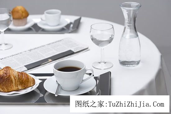 家居風(fēng)景達(dá)人 餐桌擺放也有講究