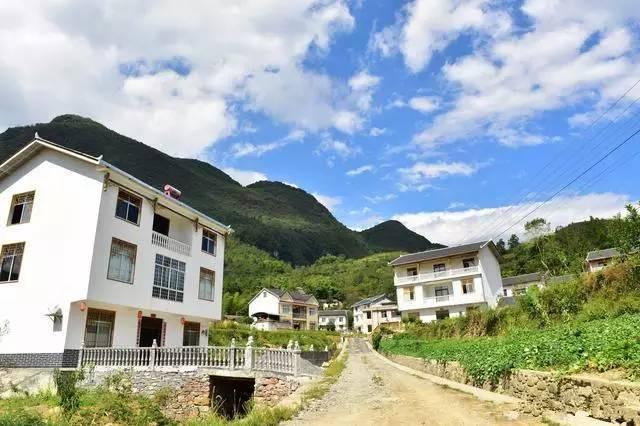 20萬建造的農(nóng)村小別墅-竟然比城市里面的好看！