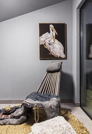 老同學(xué)請我們?nèi)オ殫澬e墅房屋聚會，怎么感覺他是在炫富？