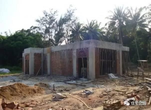 曬曬老爸為我準(zhǔn)備的婚房，30萬(wàn)建的別墅房屋怎么樣？