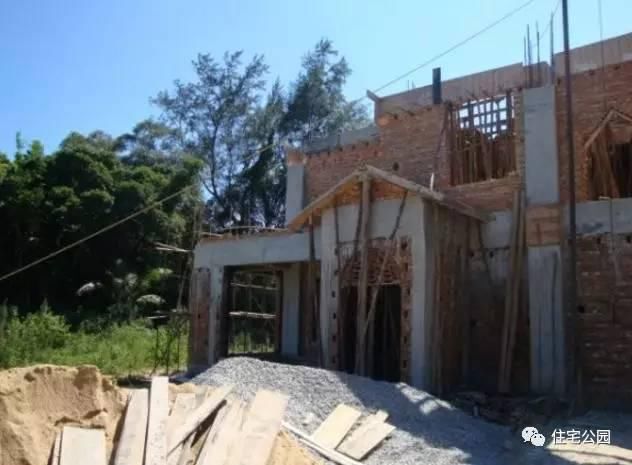 曬曬老爸為我準(zhǔn)備的婚房，30萬(wàn)建的別墅房屋怎么樣？