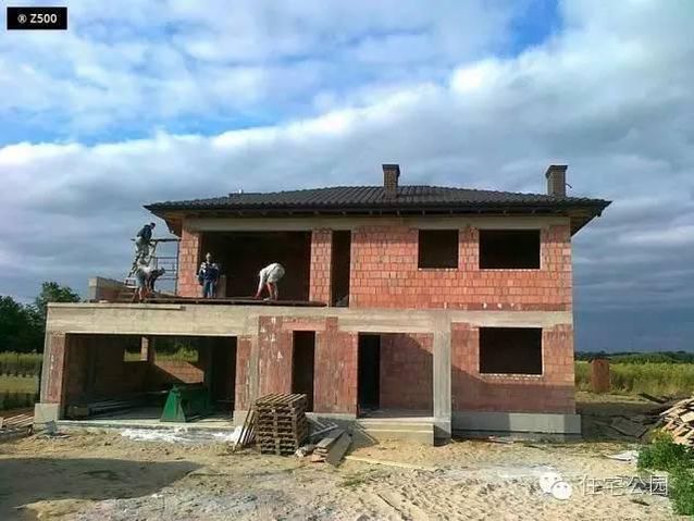 農(nóng)村網(wǎng)友曬別墅設(shè)計(jì)，2層別墅只需22萬！