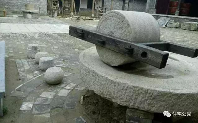 水泊梁山不僅有傳奇，也有特色民居