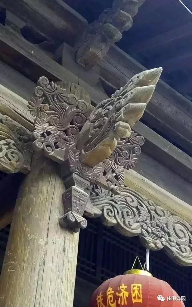 水泊梁山不僅有傳奇，也有特色民居