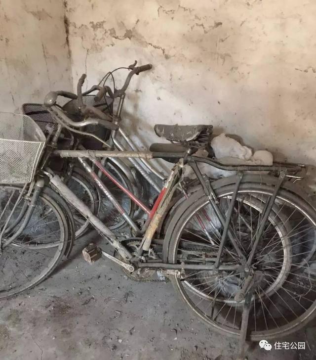 80后小伙千里歸家建新房，力求完美換掉施工隊，只是為了面子？