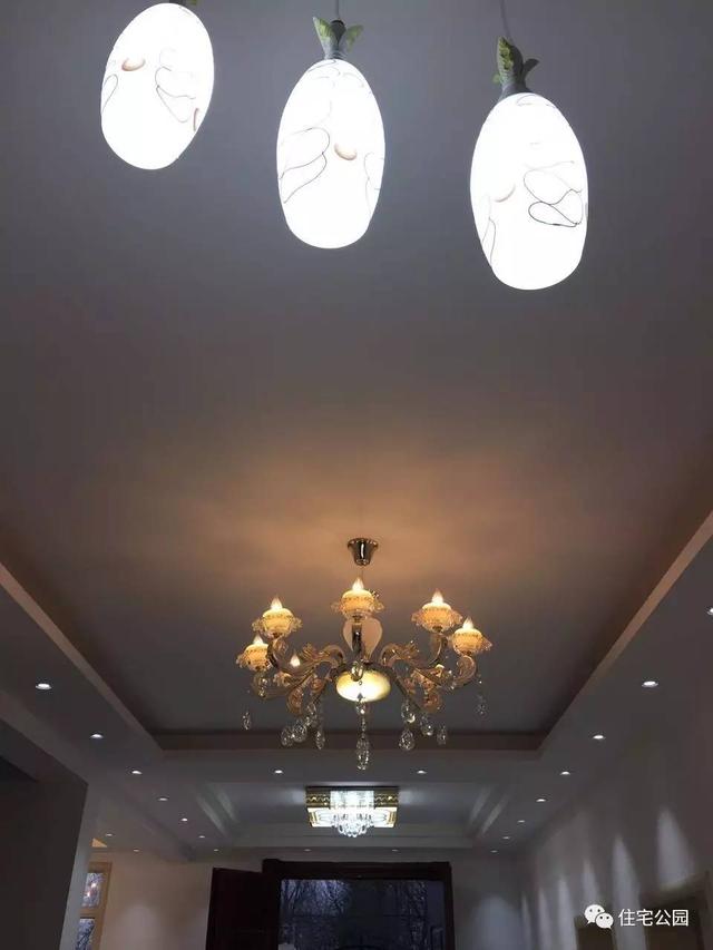 80后小伙千里歸家建新房，力求完美換掉施工隊，只是為了面子？