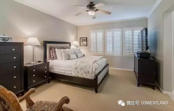 洛杉磯爾灣房源：獨(dú)棟別墅 宜居城市 滿分學(xué)區(qū) 著名社區(qū)99萬！