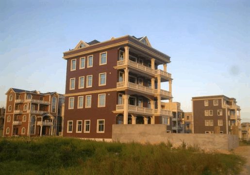 農(nóng)村也可以很土豪, 這個(gè)地方的農(nóng)村人住的都是豪華別墅！