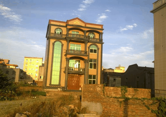 農(nóng)村也可以很土豪, 這個(gè)地方的農(nóng)村人住的都是豪華別墅！