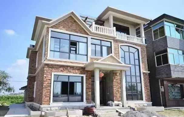 實(shí)拍自建農(nóng)村別墅, 占地100平, 30萬建得起來嗎！