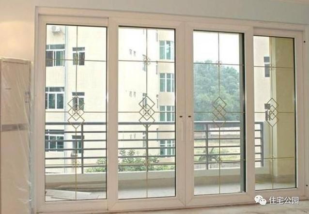 新房窗戶用塑鋼還是鋁合金好？千萬別被賣家忽悠了！