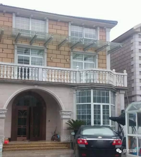 農(nóng)村小伙歷時半年自建40萬別墅，村里人看了都羨慕！