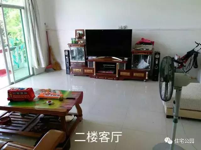 10多萬(wàn)自建農(nóng)村小洋樓，造價(jià)這么便宜，再也找不出第二家！