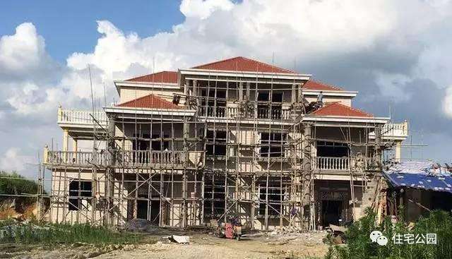 主體70萬自建三層雙拼框架別墅, 農村施工隊一樣可以蓋出豪宅!