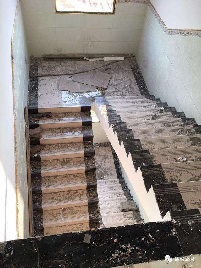 主體70萬自建三層雙拼框架別墅, 農村施工隊一樣可以蓋出豪宅!