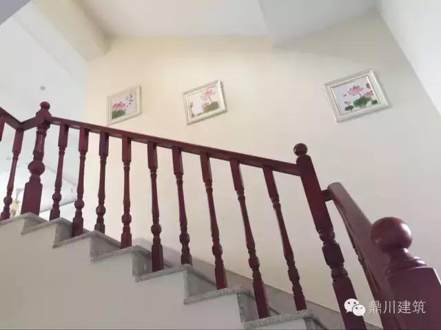 主體30萬(wàn)建出來(lái)的農(nóng)村小別墅竟然長(zhǎng)這樣，真是360度無(wú)死角！