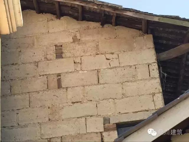 主體30萬(wàn)建出來(lái)的農(nóng)村小別墅竟然長(zhǎng)這樣，真是360度無(wú)死角！