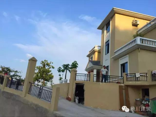 主體30萬(wàn)建出來(lái)的農(nóng)村小別墅竟然長(zhǎng)這樣，真是360度無(wú)死角！