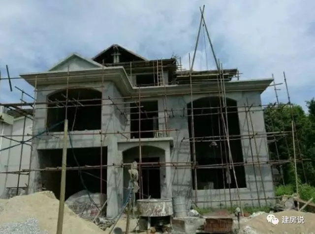 百萬(wàn)自建三層農(nóng)村別墅設(shè)計(jì)方案，建成后是村里最好的！