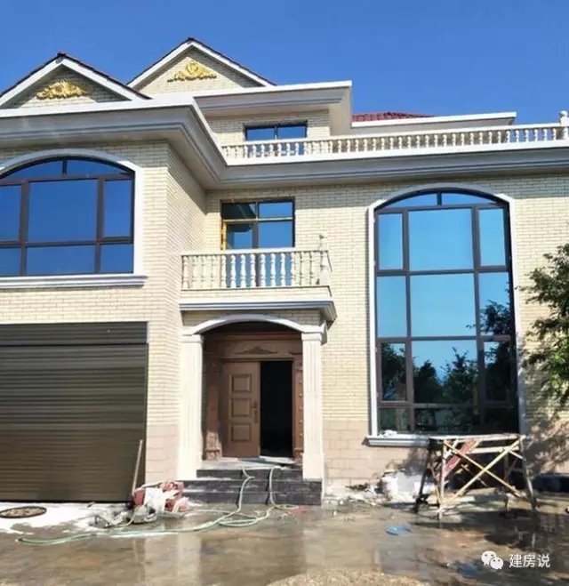 百萬(wàn)自建三層農(nóng)村別墅設(shè)計(jì)方案，建成后是村里最好的！