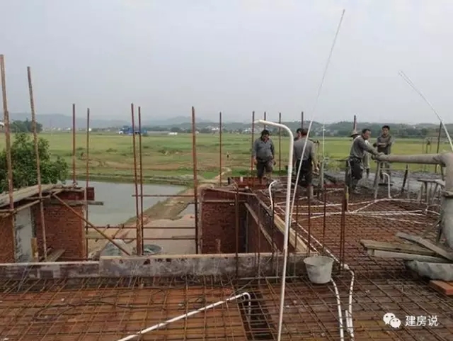 百萬(wàn)自建三層農(nóng)村別墅設(shè)計(jì)方案，建成后是村里最好的！