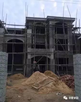 自建三層農(nóng)村別墅設計，主體30多萬，親你覺得值嗎？