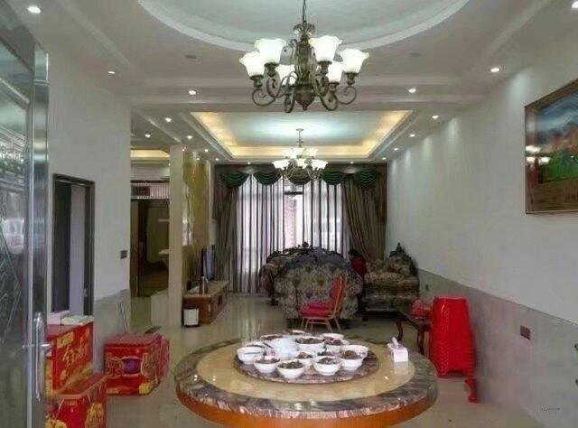 公公花50萬蓋別墅，城里媳婦看完美滋滋