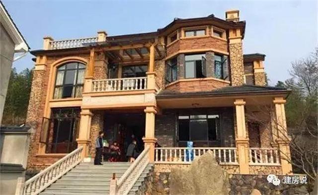 村長花30萬建的三層別墅，村民都點(diǎn)贊