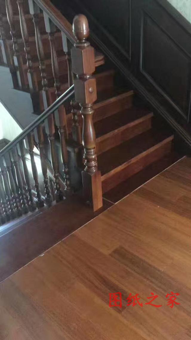 農(nóng)村兄弟自建雙拼別墅實(shí)景圖，全村都拍手叫好