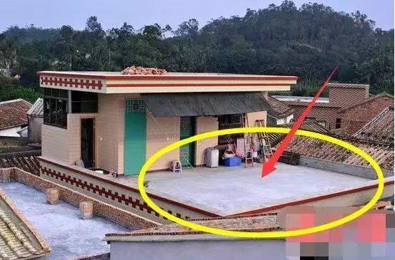 農(nóng)村自建房屋頂做成平頂還是斜坡？看完這篇再做決定