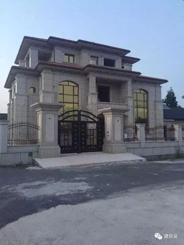 看完這些農(nóng)村豪華別墅實(shí)拍圖，才知道貧窮限制了我的想象