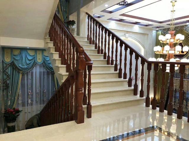 農(nóng)村自建別墅光裝修就花了上百萬，看完才知道什么叫別墅