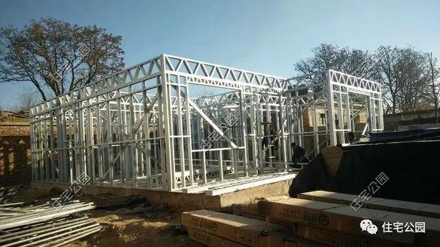 實拍一層輕鋼結構施工過程，附平面戶型圖