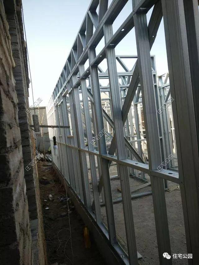 實拍一層輕鋼結構施工過程，附平面戶型圖