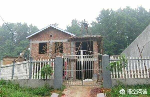 在農(nóng)村自建房子大概要多少錢一平？要別墅類型好看的