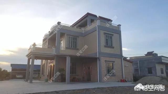 在農(nóng)村自建房子大概要多少錢一平？要別墅類型好看的