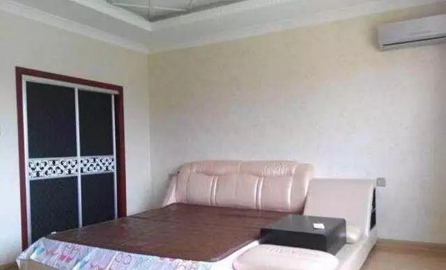 千萬別瞧不起農(nóng)村人，看農(nóng)村男友加的大別墅