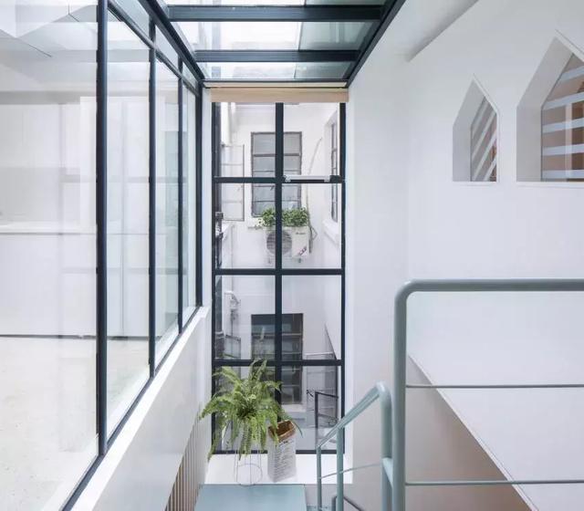 上海舊房改造實拍，搖身一變成清新別墅