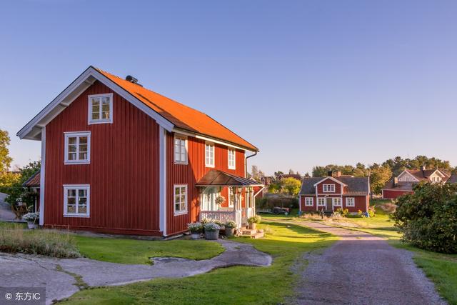 幾款木屋別墅效果圖片，造價(jià)不高，看完也想蓋