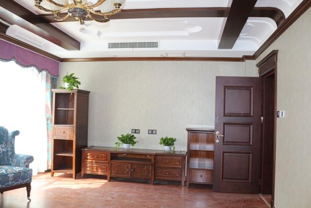 美式別墅豪宅裝修設(shè)計(jì)方案圖片，還帶小院子