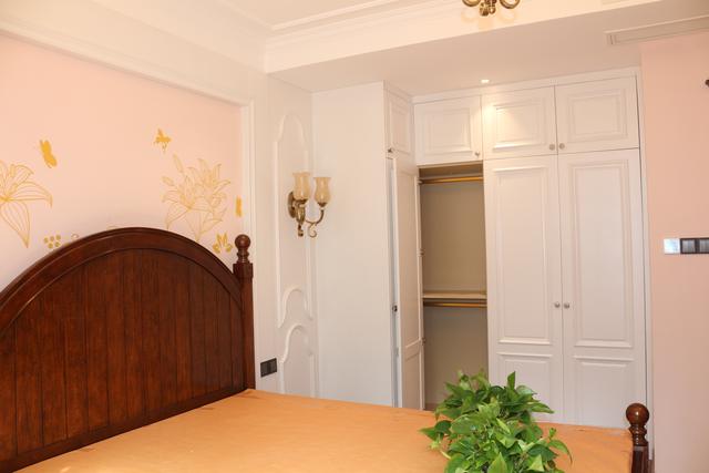 美式別墅豪宅裝修設(shè)計(jì)方案圖片，還帶小院子