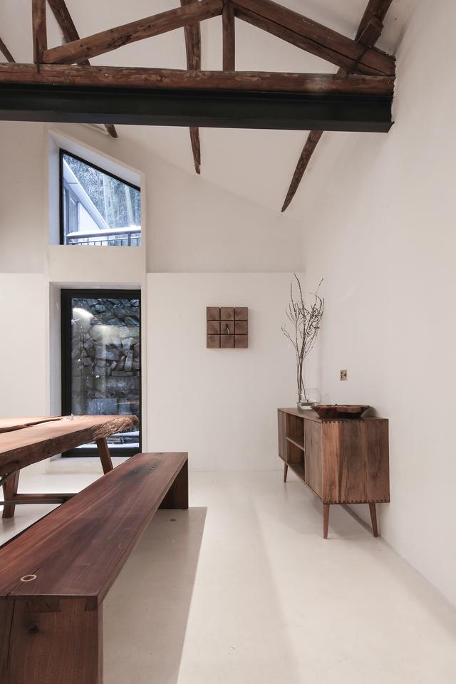 極簡風(fēng)格獨(dú)棟別墅裝修，回歸自然，簡潔、明了