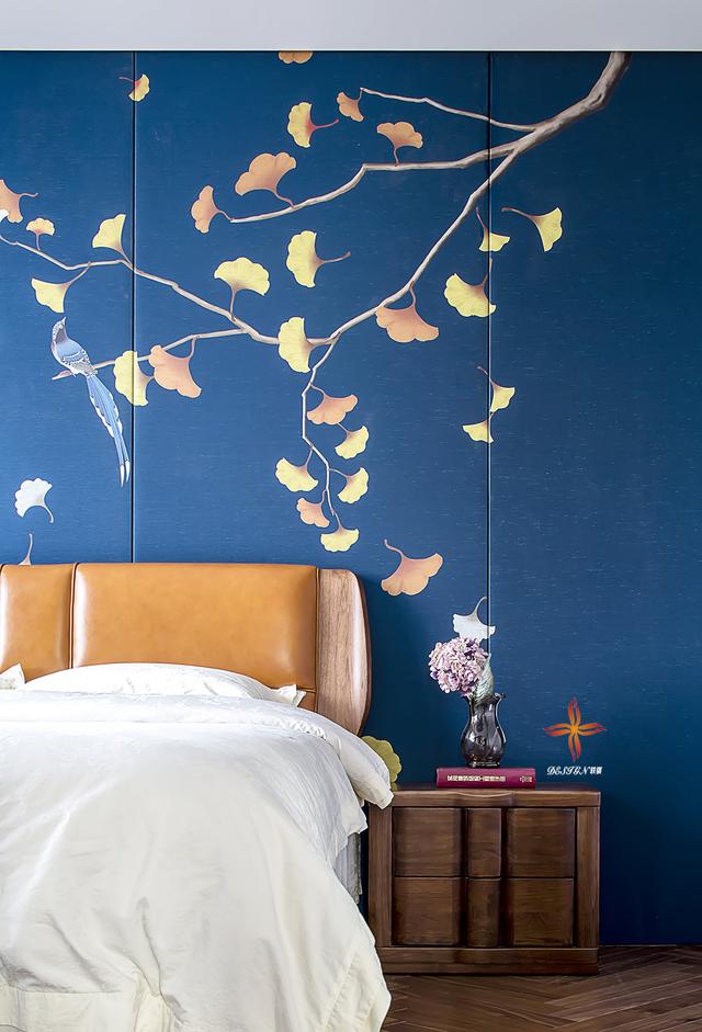 中式與現(xiàn)代結(jié)構(gòu)三層復(fù)式別墅裝修案例實(shí)拍，漂亮