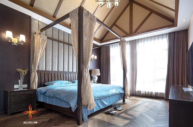 中式與現(xiàn)代結(jié)構(gòu)三層復(fù)式別墅裝修案例實(shí)拍，漂亮