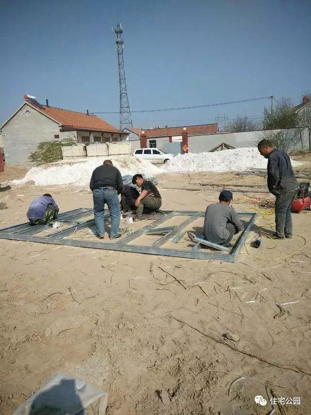 農(nóng)村自建輕鋼別墅，造價1000每平，磚混真的要被取代嗎？