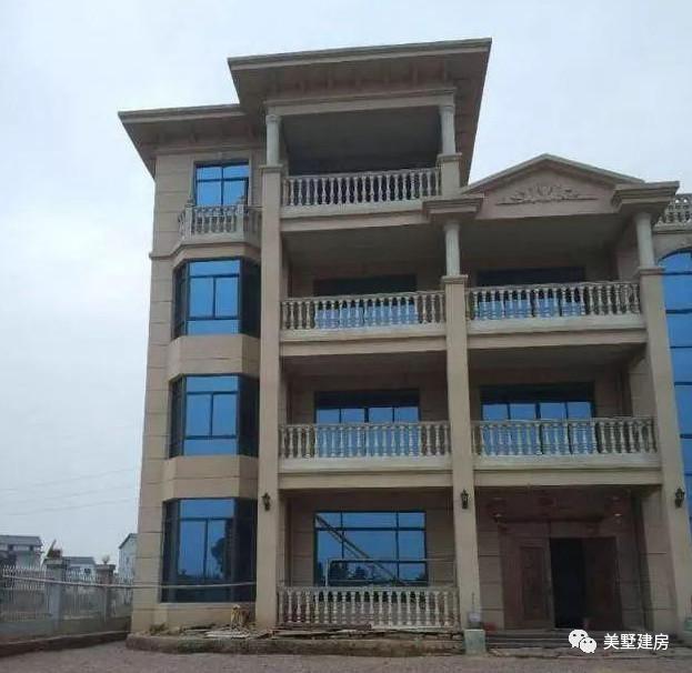 農(nóng)村自建房羅馬柱別瞎用，用不好能毀了整棟別墅